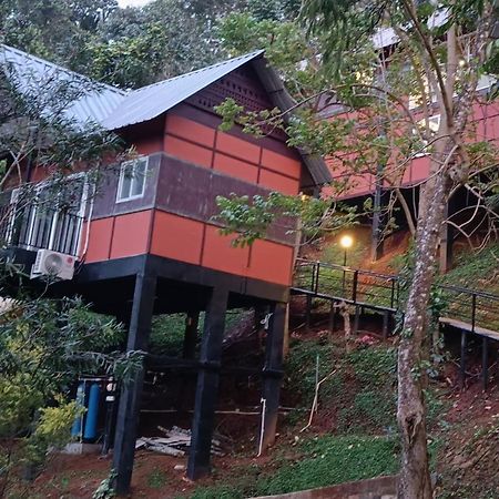 Santhi Hill View Resort Munnar Exterior photo